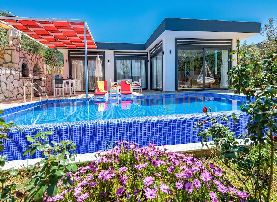 Villa Yağmur Üzümlü